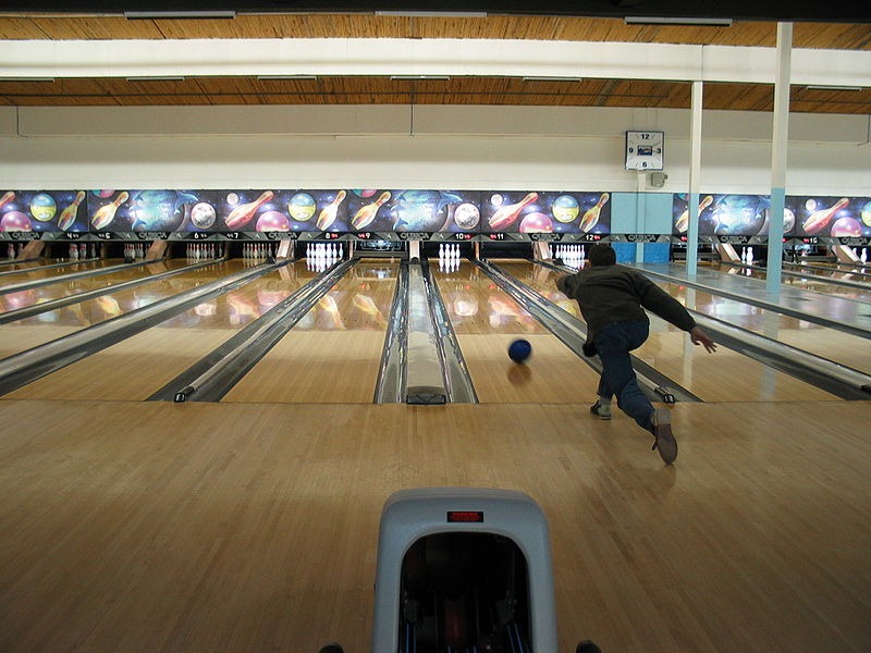[bowling4.jpg]