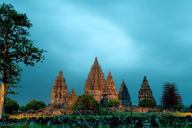 Some of the most Beautiful Temples of the World!
