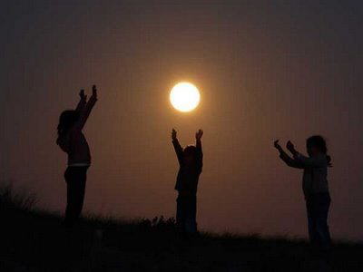 Playing with the moon