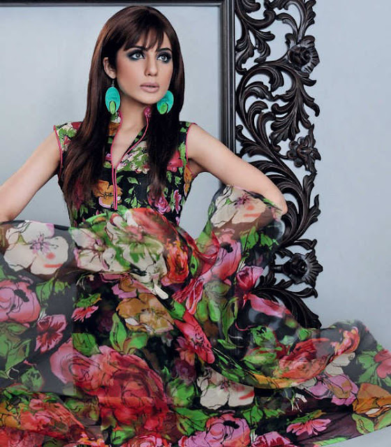 Latest Salwar Kameez Designs | Hot Models in Salwar Kameez Pics