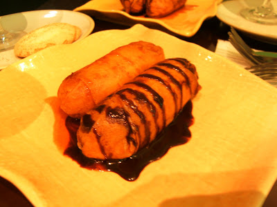 Two-Ron from Kasagingan: fried roll of banana drizzled with caramel and Belgian chocolate syrup