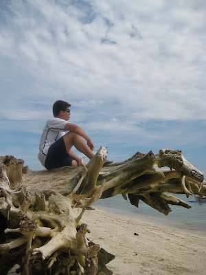 Hubby looking through the relaxing atmosphere at Babu Santa, Talikud Island.