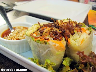 Pho Pia Sod (vegetarian fresh spring rolls) at Bangkok Wok