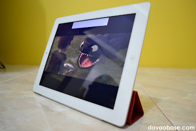 Watch movies on iPad 2, while using the Smart Cover as a movie / FaceTime stand