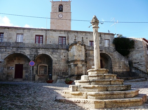 Castelo Novo - Praça dos antigos paços do concelho