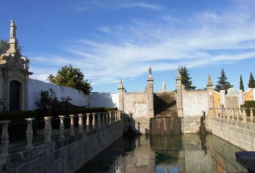 Castelo Branco - Jardim do Paço Episcopal - cascata de Moisés e tanque grande 1