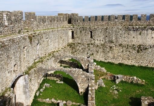 Pombal - Castelo de Pombal - muralha interior