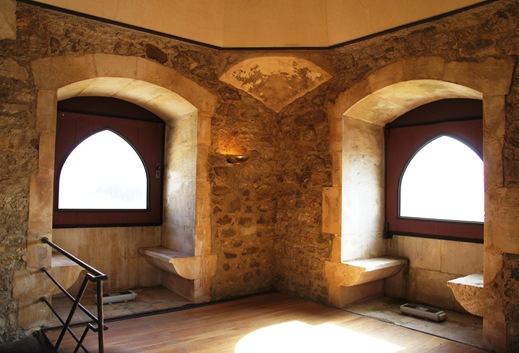 Porto de Mós - Castelo - interior da  torre