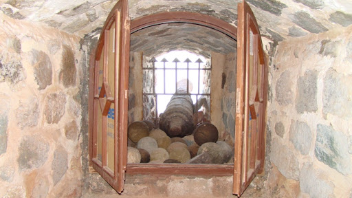 نشاط کوهستان - جزیره هرمز - 871109