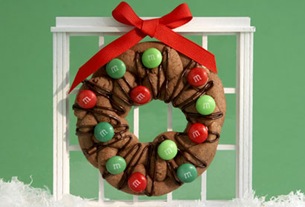 c60_chocolate_cookie_wreath_l