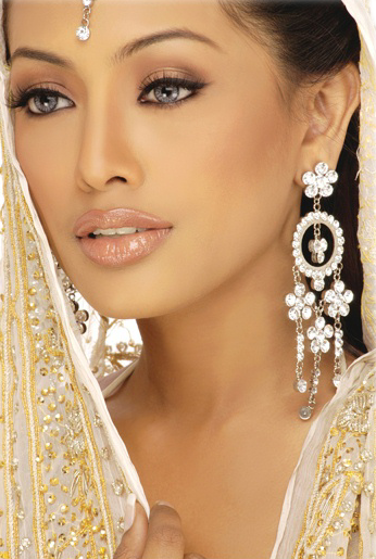arab_fashion_tube_paola.png