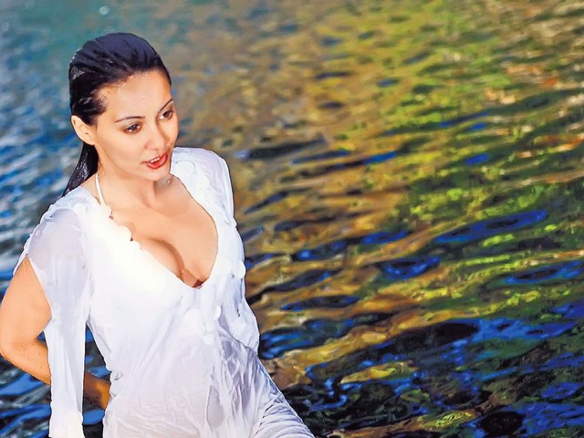 [manisha lamba5487668[2].jpg]