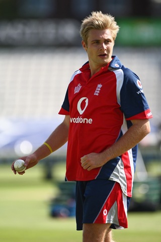 [Luke Wright in world cup 2011[18].jpg]