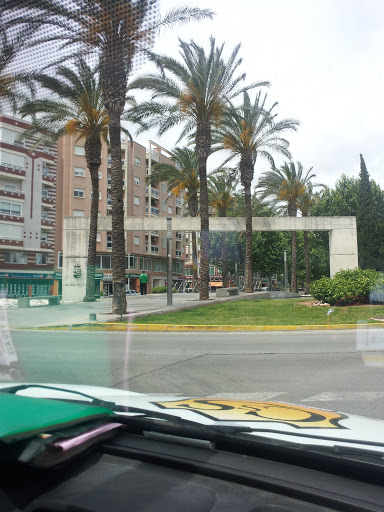 Roundabout with a Fountain