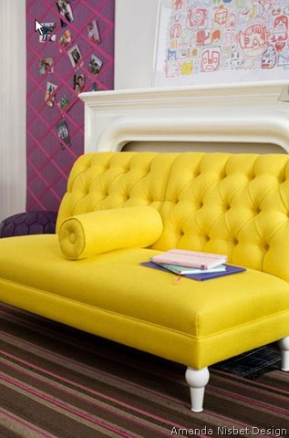 [amanda nisbet yellow sofa[7].jpg]