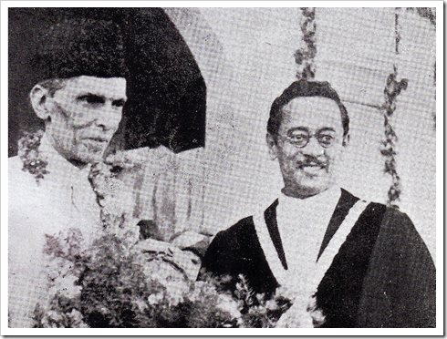 Mayor of Karachi Hatim A Alavi presents a bouquet to the Founder in 1938