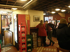 Budapest,  blog,  MSZP,  Bakegér, borozó, pince,  söröző, VI. kerület,   Jókai utca,  6. kerület, Ó utca