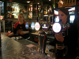 Budapest, VI. kerület, Zichy Jenő utca, 6. kerület, B. City Pub, kocsma, Budapest, blog  