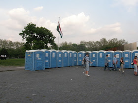 Budapest,  blog,  Városliget,  XIV. kerület,  Zugló,  14. kerület, MSZP, Majális, Május 1, 2010, képek, fotók, pictures, szoci, Magyar Szocialista Párt, maszop, vurstli, munkáspárt, kommerek, komcsi        