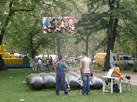 Budapest,  blog,  Városliget,  XIV. kerület,  Zugló,  14. kerület, MSZP, Majális, Május 1, 2010, képek, fotók, pictures, szoci, Magyar Szocialista Párt, maszop, vurstli, munkáspárt, kommerek, komcsi        