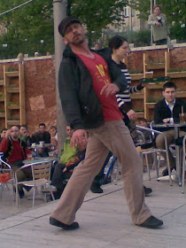 ödör Klub - Erzsébet téri Kulturális Központ és Park GÖDÖR KLUB. Cím: 1051 Budapest V., Erzsébet Tér. Nyitvatartás: Vas-Csüt: 10-02 | Pé-Szo: 10-04. Központi info: +36 (20) 201 3868 | info@godorklub.hu városi eszkimó