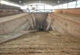 The path leading to the front door of Cao Cao's tomb