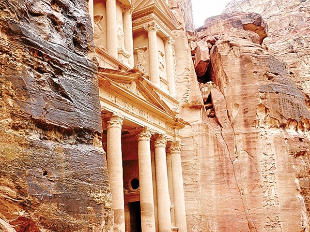 [529b85666f3f11df9df5001cc4c03286.ima[1].jpg]