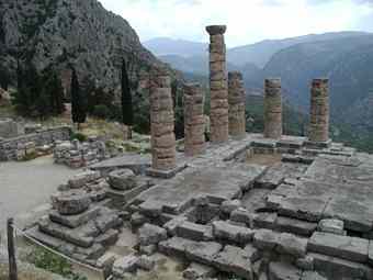Temple of Apollo_front