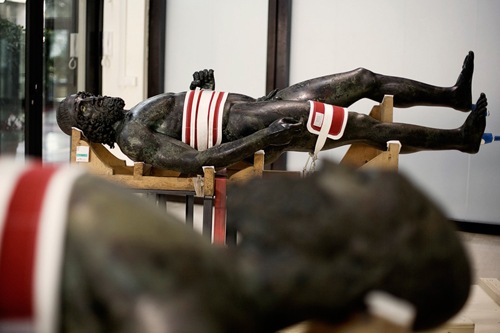 [bronziriace[5].jpg]