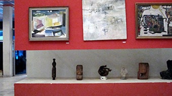 Much of Iraq's modern art has also been looted from galleries in the upheaval