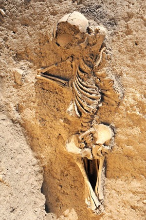 [ancient-bodies-found-in-turkey-2010-09-16_l[5].jpg]