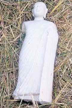 The 800 year old statue of Gautum Buddha discovered at Chada village in the Atmakur mandal of Nalgonda district .