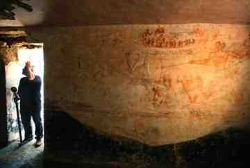 A painted mural decorates the inside of the newly discovered tomb [Photo: Nasser Nasser]