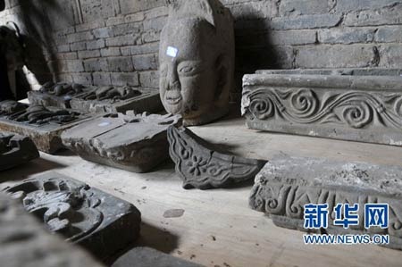 [P201011011647561347817482[5].jpg]