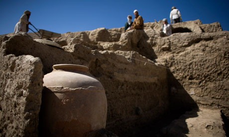 [afghanistan-buddhist-mona-006[5].jpg]