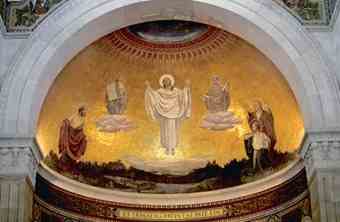 A mosaic of the Transfiguration, housed in one of the churches on Mount Tabor  