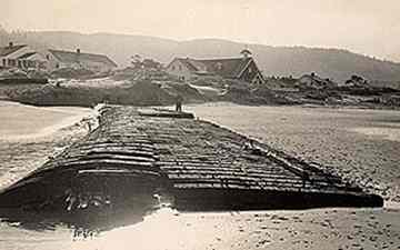 The wreck as it looked decades ago (photo Don Best)