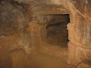 Tal-Liebru Catacombs [Photo: Tony Pace]