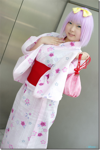 lucky star cosplay - hiiragi tsukasa