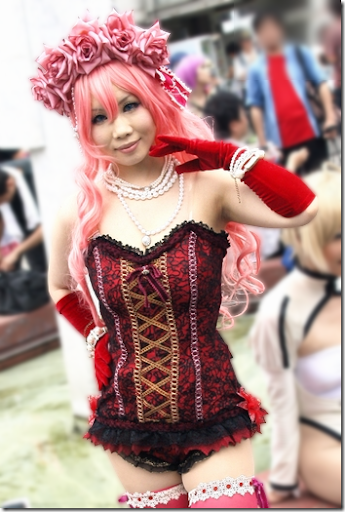 unknown cosplay 84 from comiket 2010 - vocaloid 2 cosplay - megurine luka