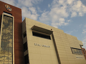 west facade of the Ateneo de Manila University's Rizal Library