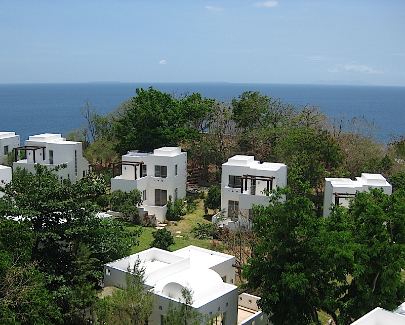 casas at Bellarocca Island Resort