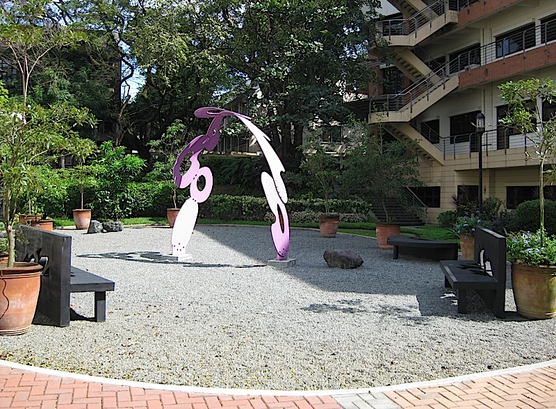 Impy Pilapil's outdoor sculpture Surge at the Ateneo de Manila University