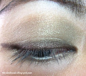 maybelline brown gel eyeliner and nichido enchanted green stardust palette EOTD, by bitsandtreats