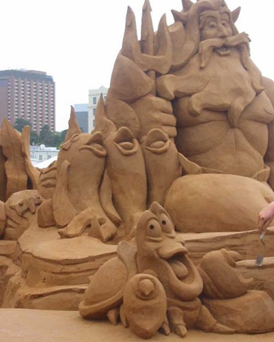 funny-sand-sculpture