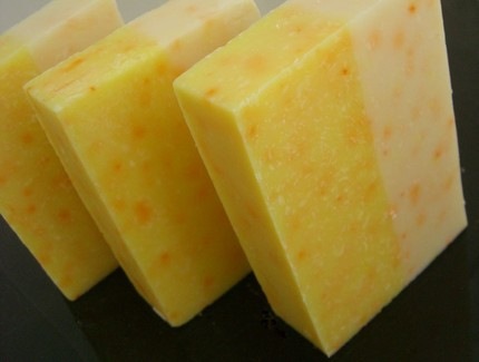 [get lathered yellow soap[2].jpg]