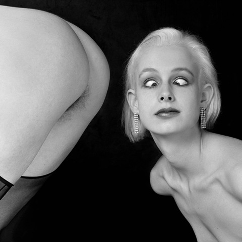 [Erwin_Olaf_-_COMPOSITION_OF_TWO_WOMEN[3].jpg]