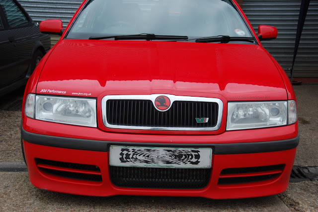 DSC_0068b.jpg