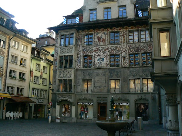 Obiective turistice Elvetia: orasul vechi Lucerna.JPG