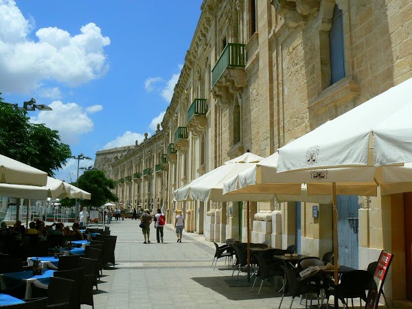 Obiective turistice Malta: Floriana.JPG